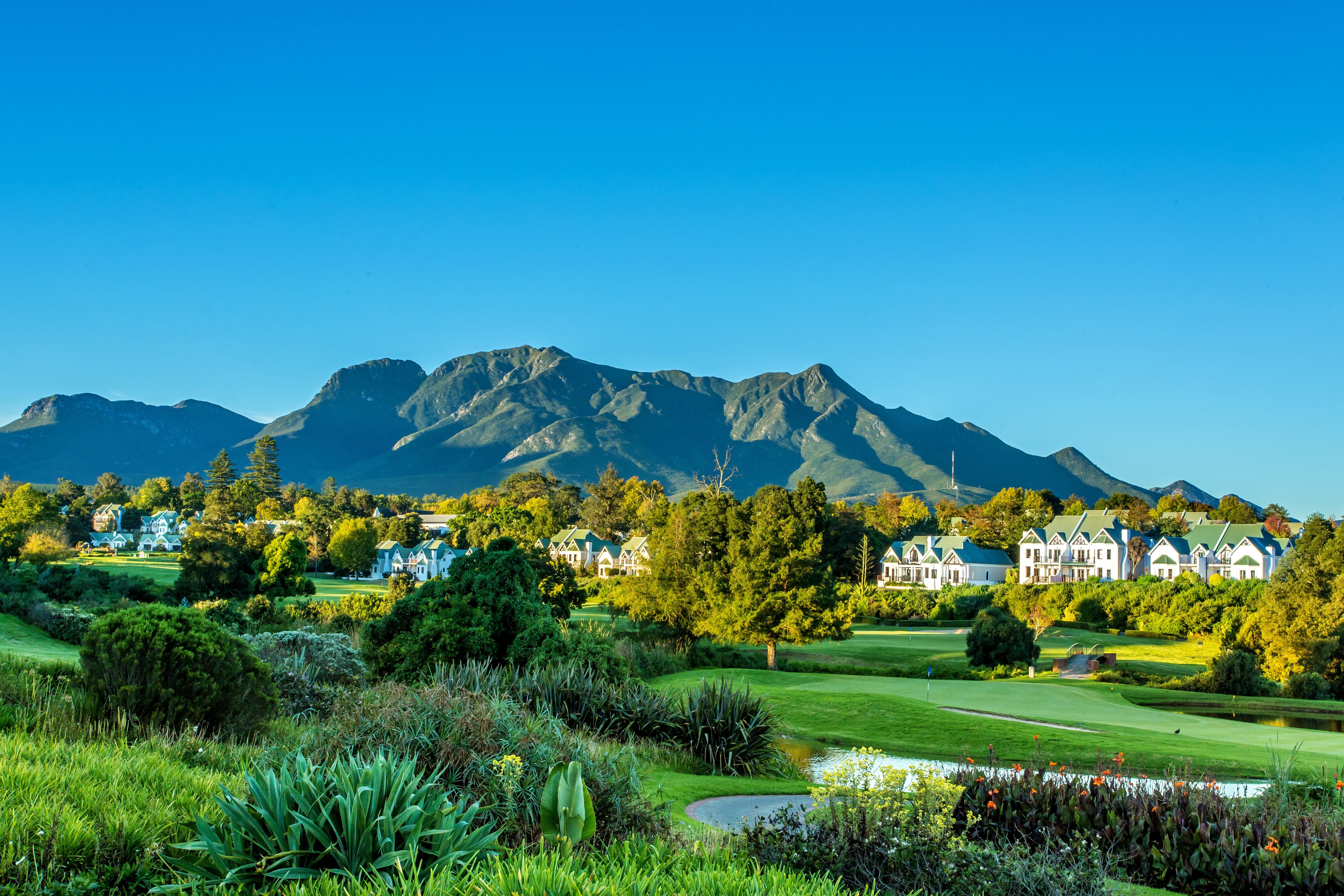 Fancourt Hotel George Exterior photo