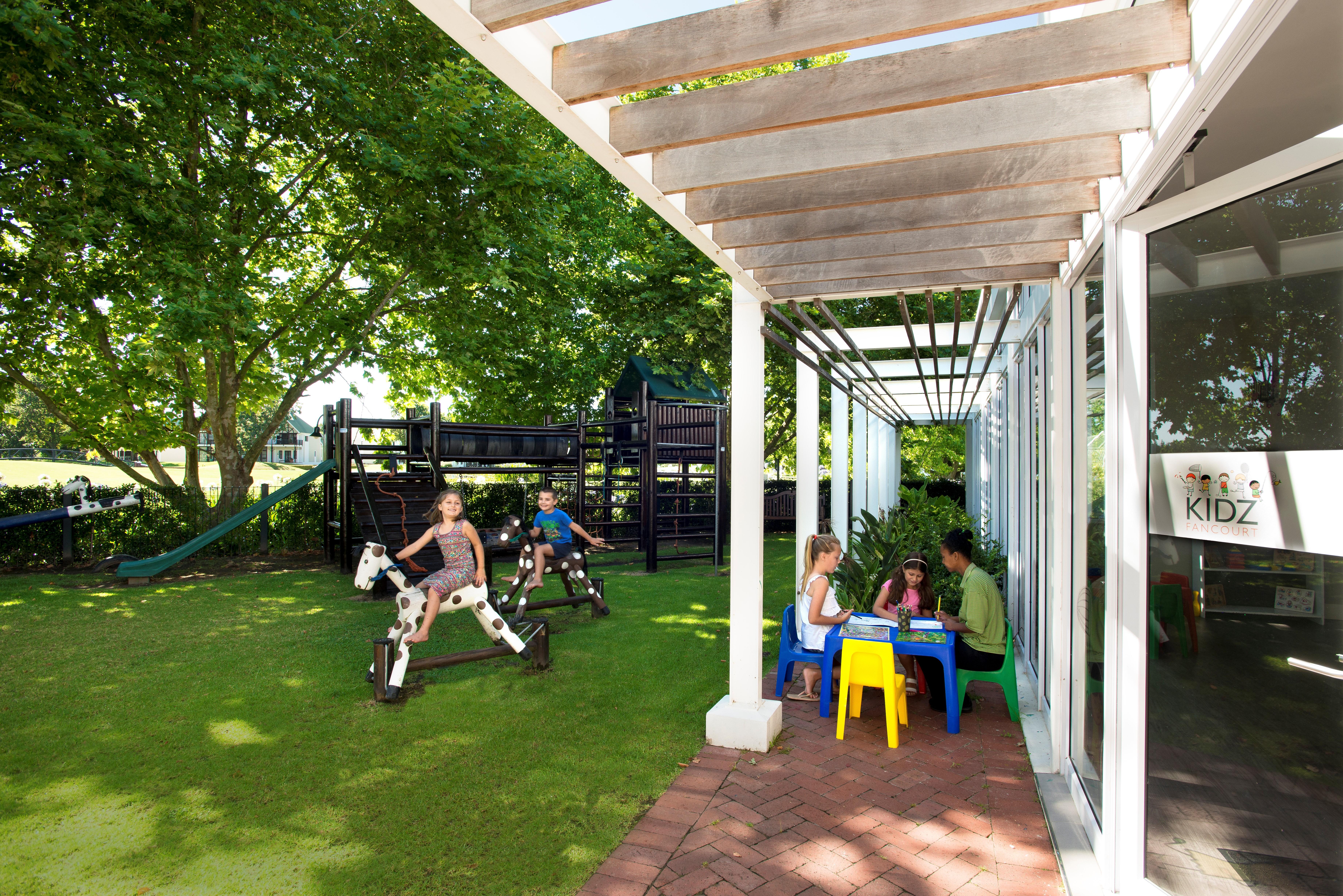 Fancourt Hotel George Exterior photo