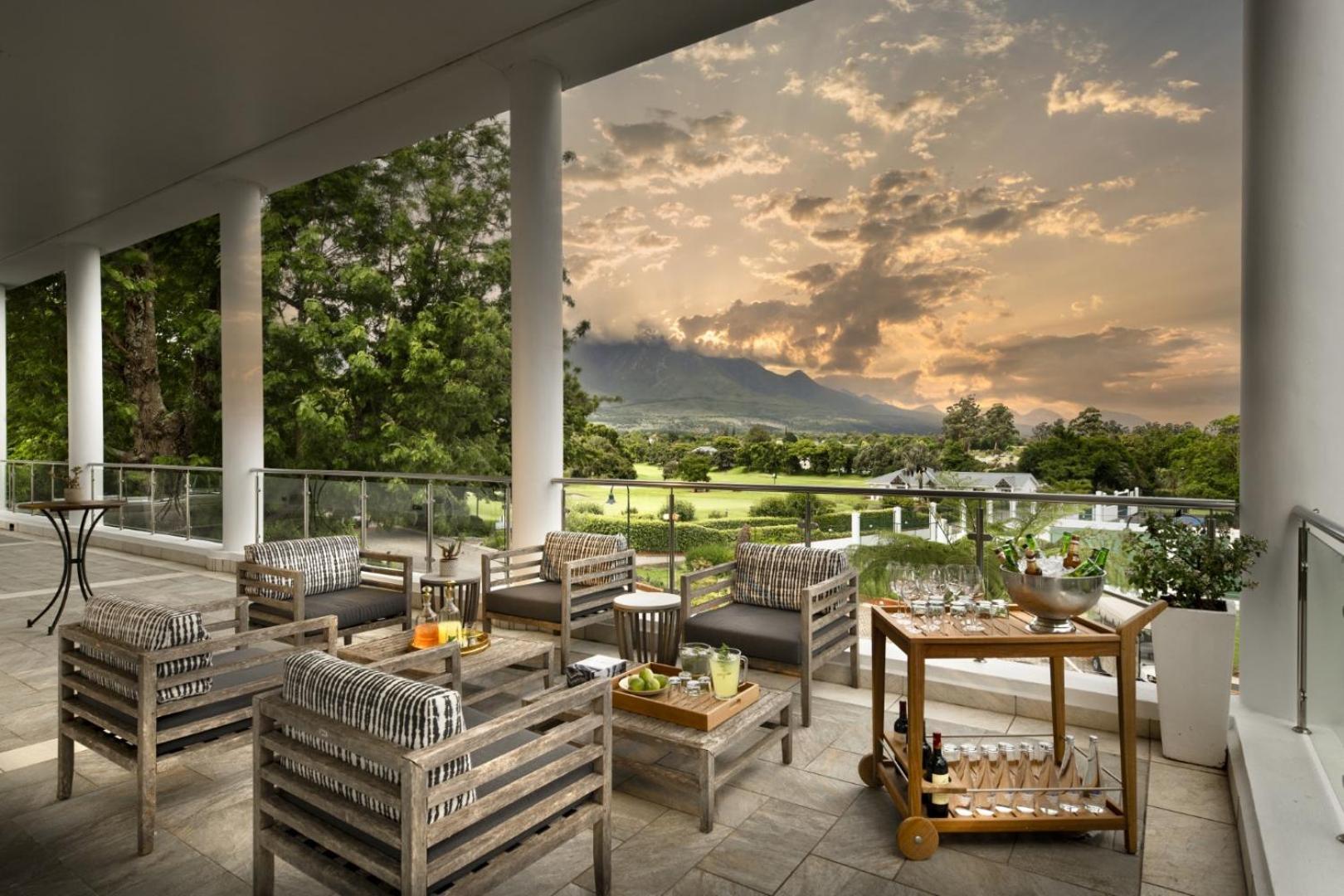 Fancourt Hotel George Exterior photo